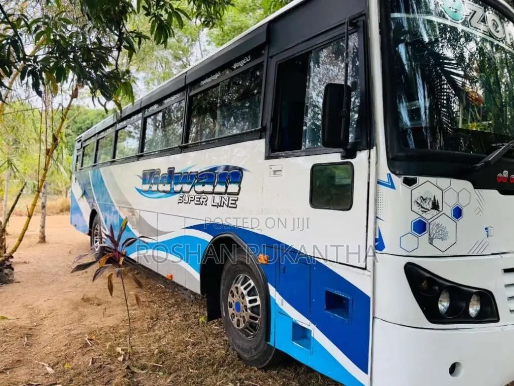 Tata Star 2012 Bus (Used)