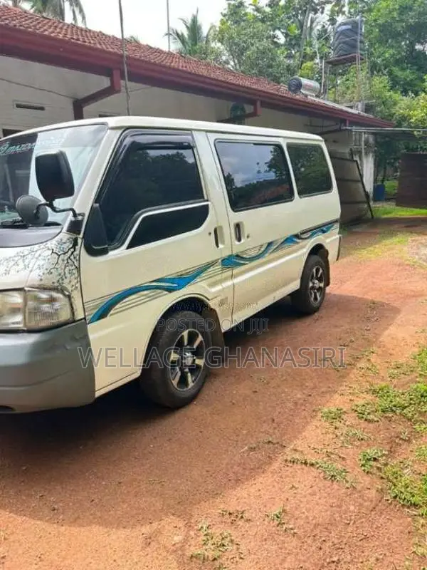 Mazda Bongo 2007 Van (Used)