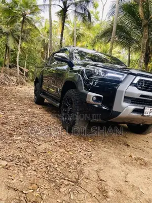Toyota Hilux Revo Rocco 2018 Pickup (Used)