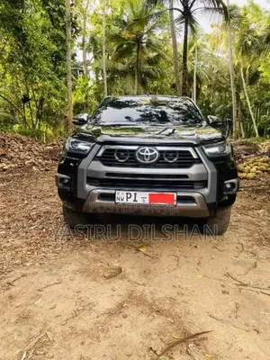 Toyota Hilux Revo Rocco 2018 Pickup (Used)