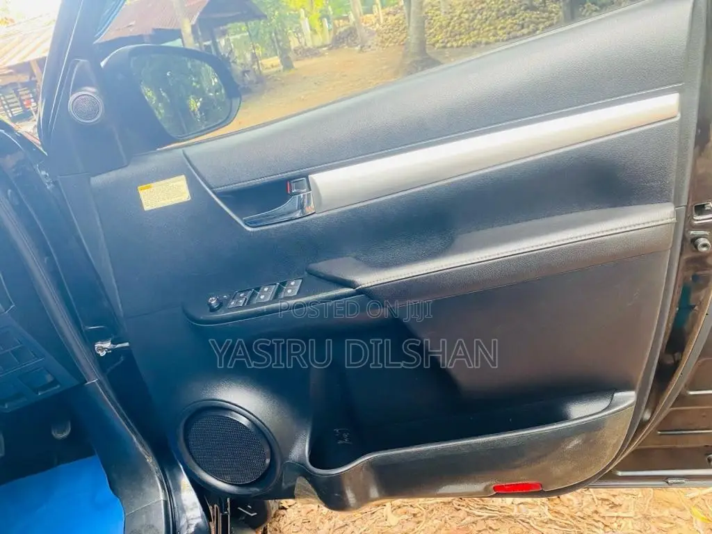 Toyota Hilux Revo Rocco 2018 Pickup (Used)