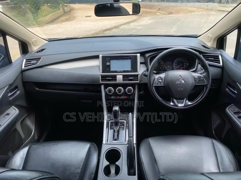 Mitsubishi Xpander 2018 SUV (Used)