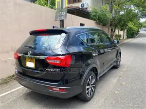 DFSK Glory 580 2019 SUV (Used)