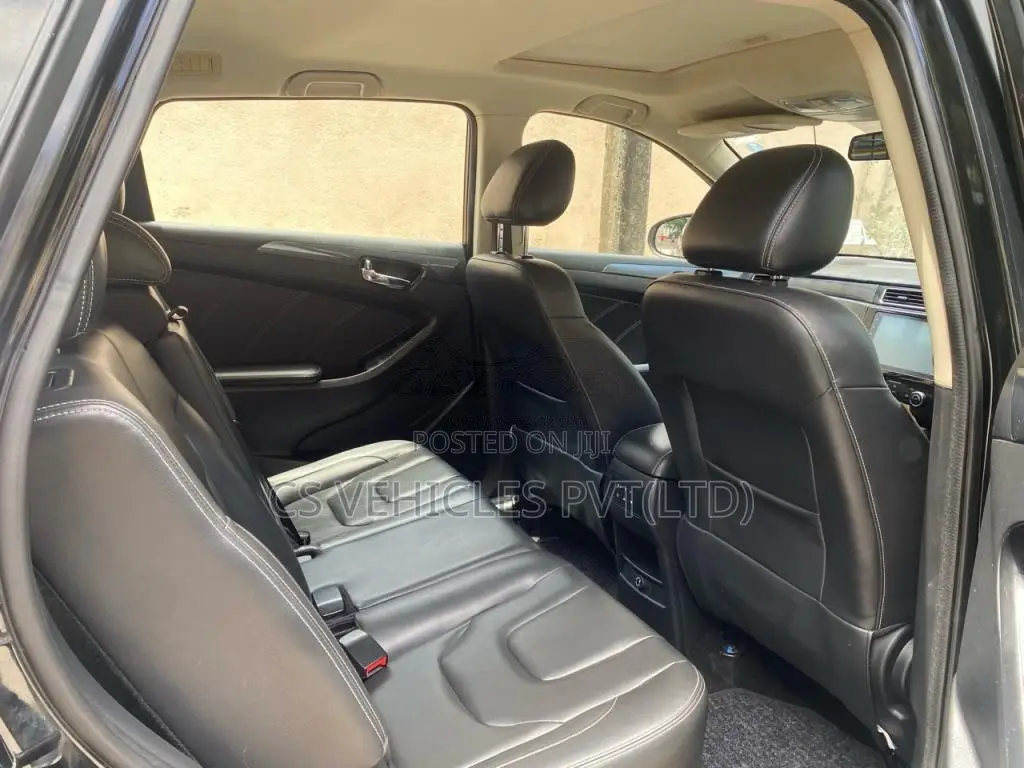 DFSK Glory 580 2019 SUV (Used)