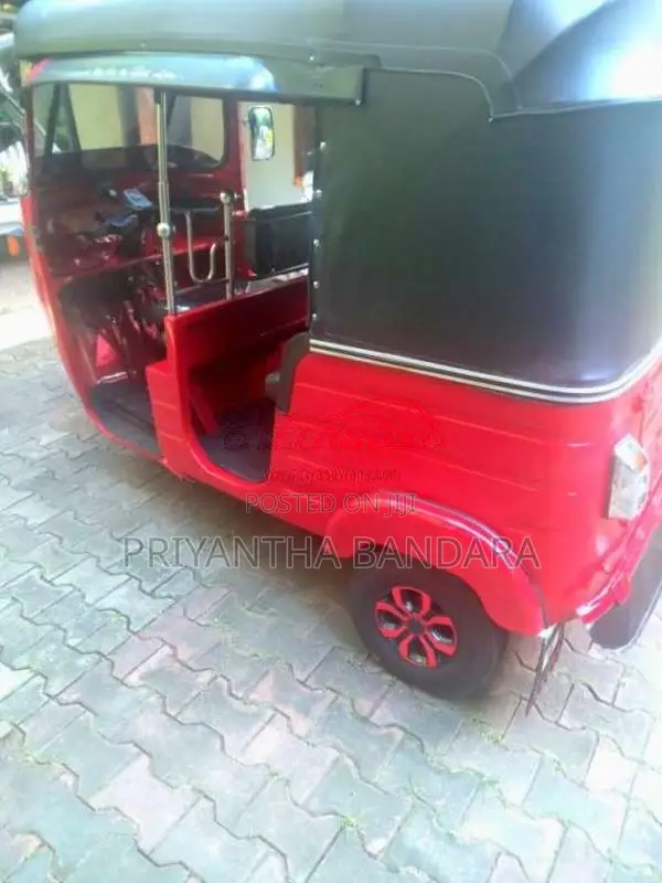 Bajaj RE 4 Stroke 2009 Three Wheel (Used)