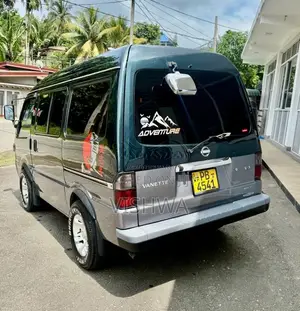 Nissan Vanettee VX 2003 Van (Used)