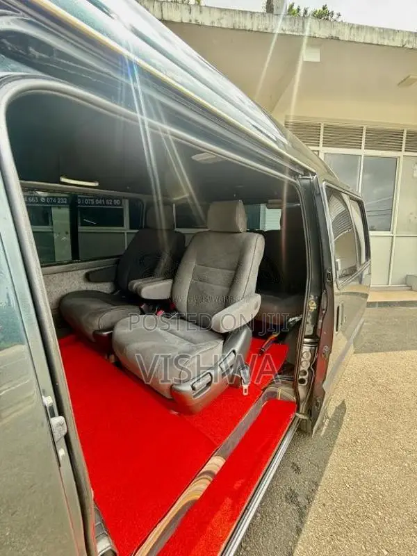 Nissan Vanettee VX 2003 Van (Used)