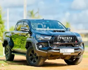 Toyota Hilux 2017 Pickup (Used)