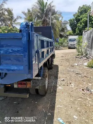 Isuzu Tipper 1980 Lorry (Used)