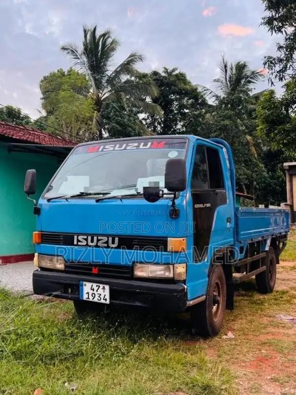 Isuzu NHR 1990 Lorry (Used)