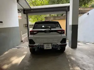 Toyota Raize G Japan 2024 SUV (Used)