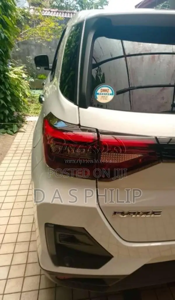 Toyota Raize 2024 SUV (Used)