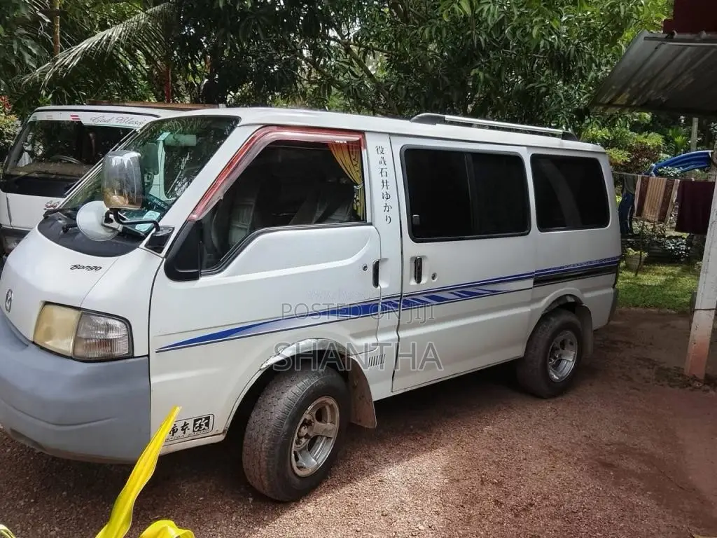 Mazda Bongo 2006 Van (Used)