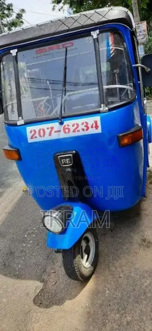 Bajaj 2 Stroke 2000 Three Wheel (Used)