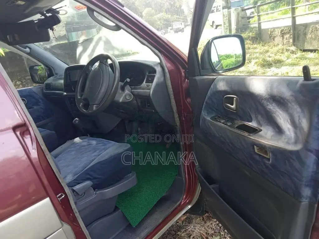 Toyota LiteAce 2000 Van (Used)