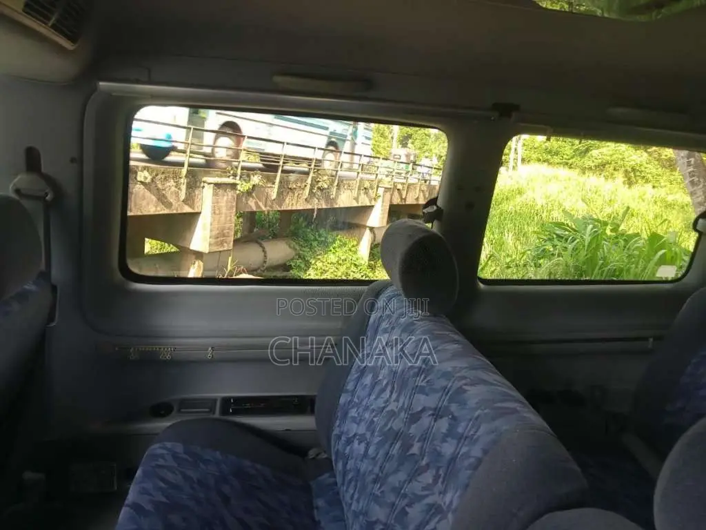 Toyota LiteAce 2000 Van (Used)