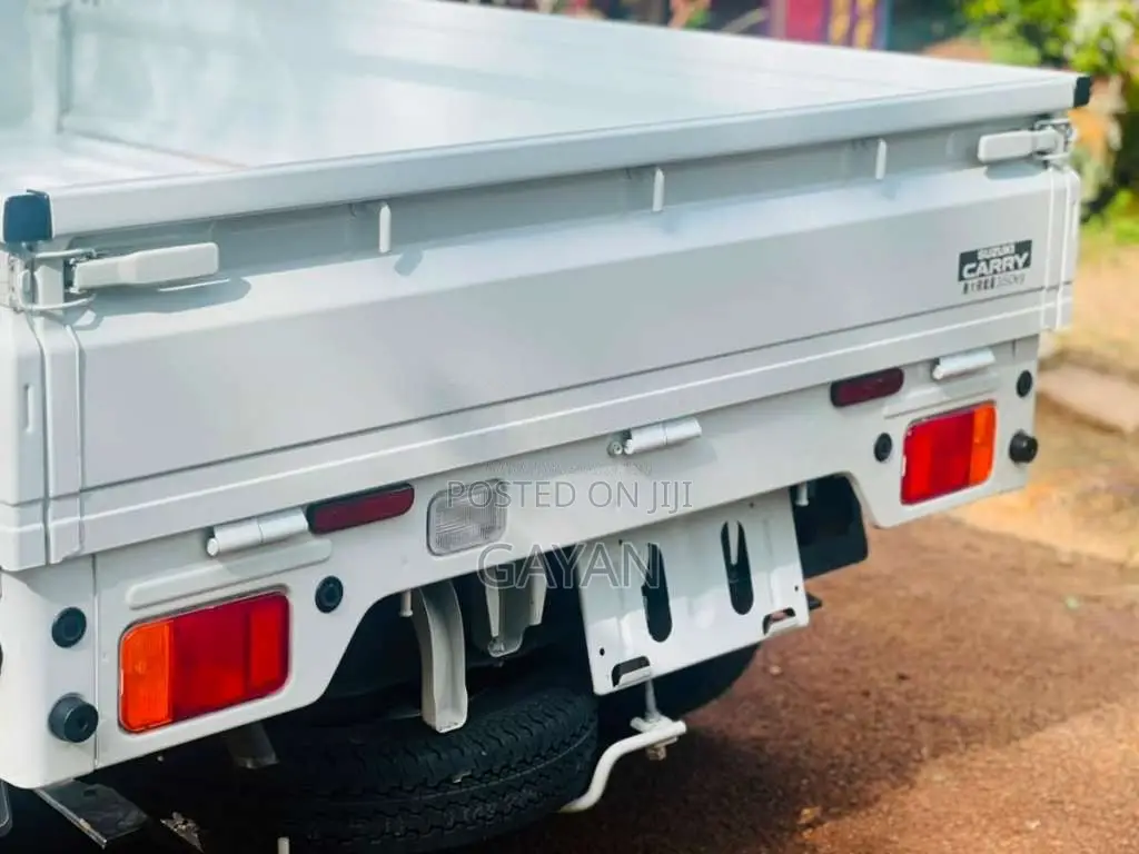 Suzuki Carry KC Safety 2025 Lorry (Used)