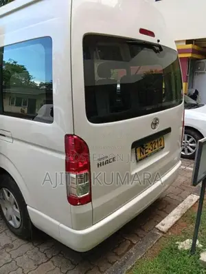 Toyota 223 2025 Van (Used)