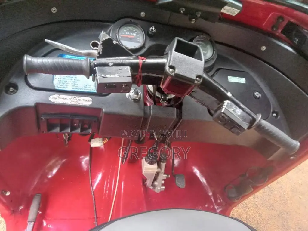 Bajaj RE 4 Stroke 2015 Three Wheel (Used)