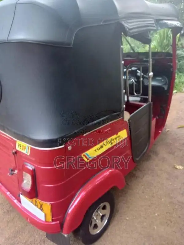 Bajaj RE 4 Stroke 2015 Three Wheel (Used)