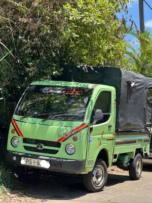 Tata Dimo Batta 2012 Lorry (Used)