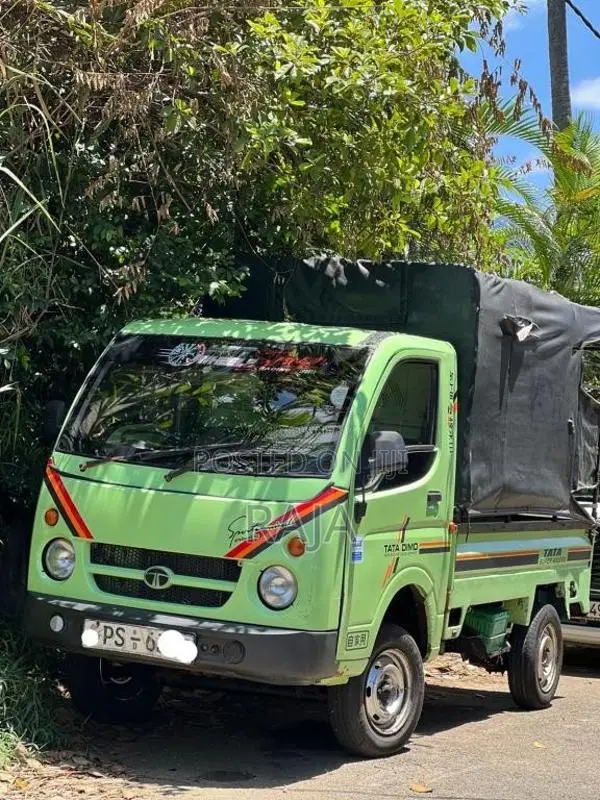 Tata Dimo Batta 2012 Lorry (Used)