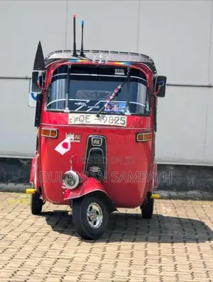 Bajaj RE 2 Stroke 2006 Three Wheel (Used)