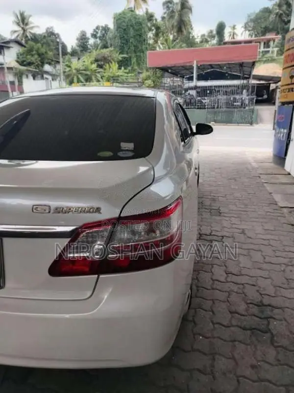 Toyota Premio 2014 Car (Used)