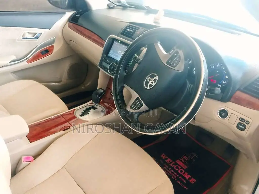 Toyota Premio 2014 Car (Used)