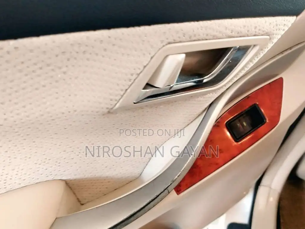 Toyota Premio 2014 Car (Used)