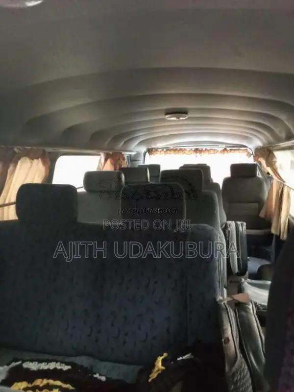 Nissan Caravan 1985 Van (Used)