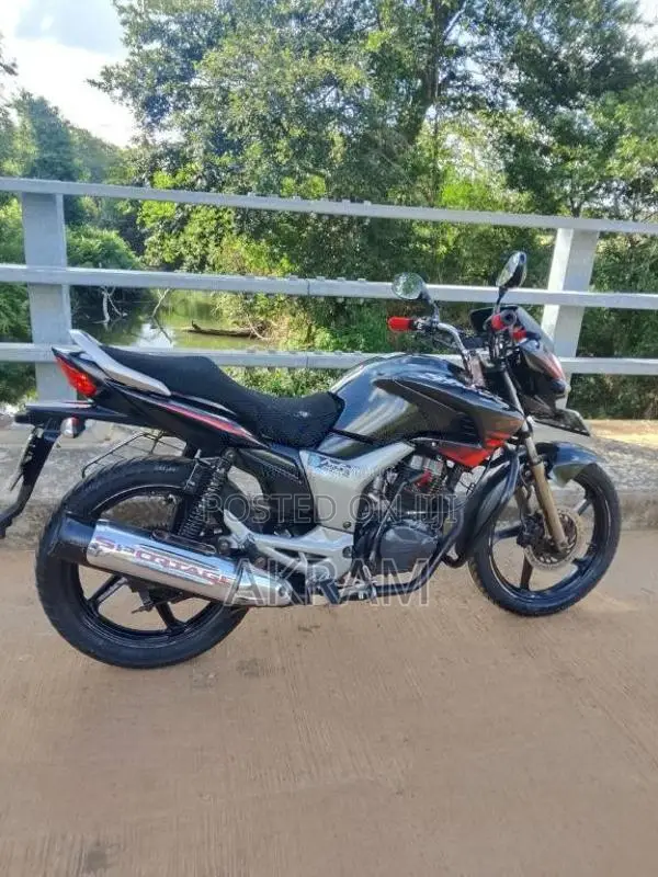 Hero Hunk 2008 Motorbike (Used)