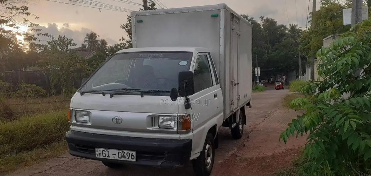 Toyota TownAce 1998 Lorry (Used)