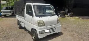 Mitsubishi Minicab 2002 Lorry (Used)