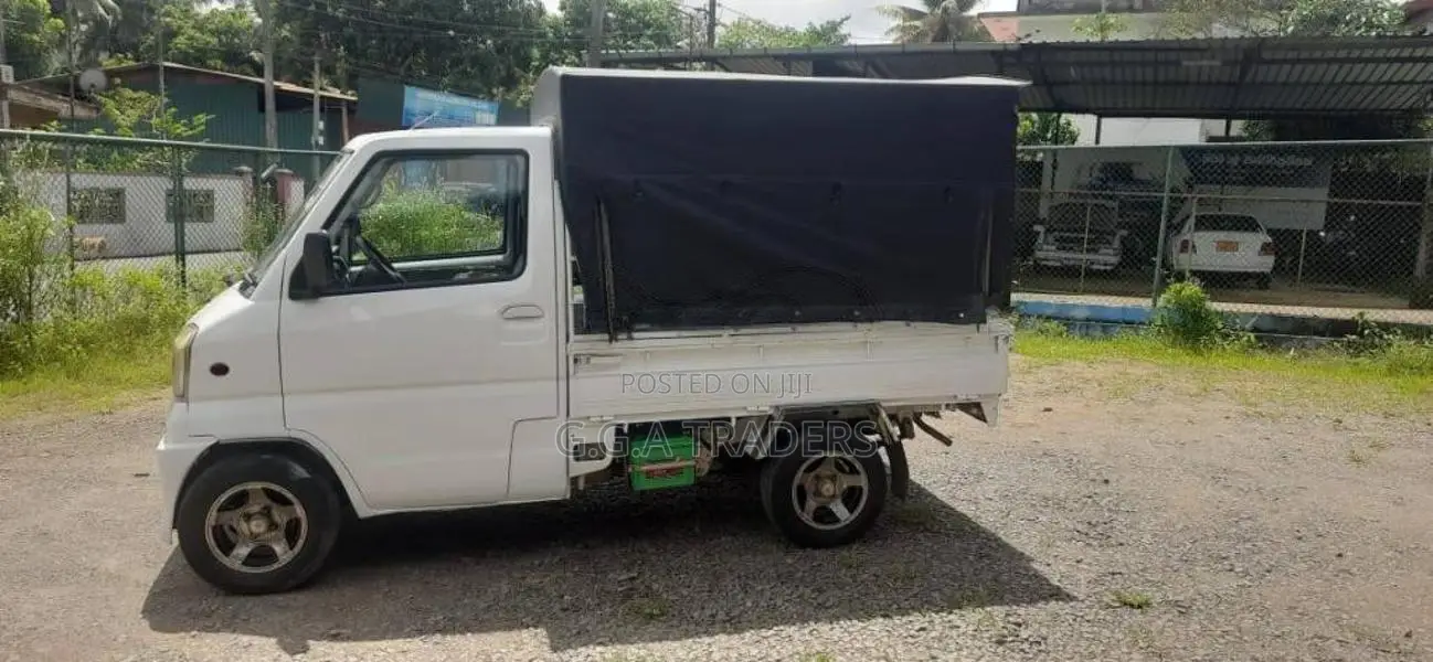 Mitsubishi Minicab 2002 Lorry (Used)