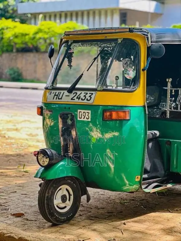 Bajaj 2 Stroke 2003 Three Wheel (Used)