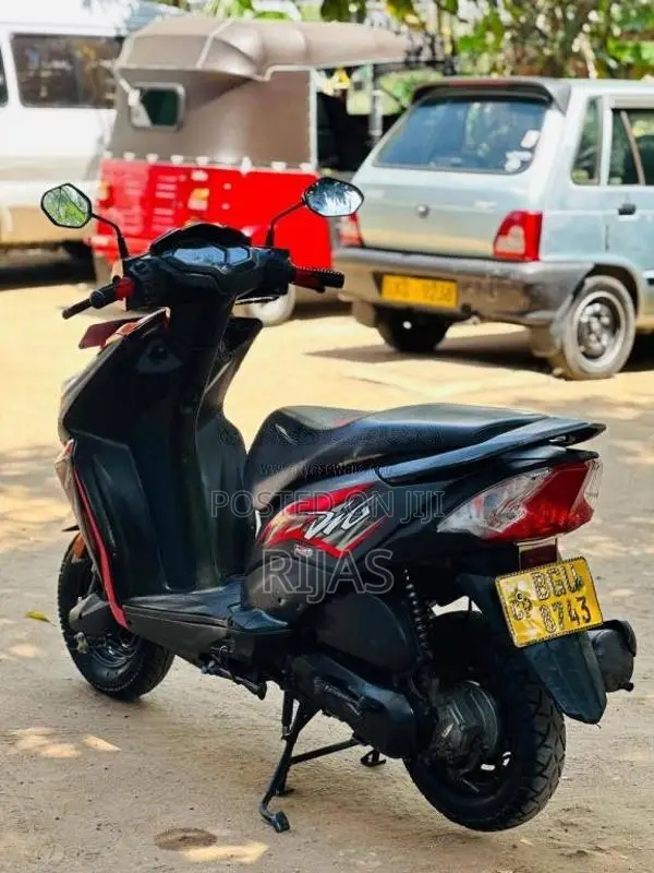Honda DIO 2018 Motorbike (Used)