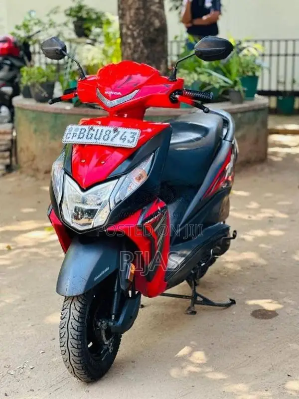 Honda DIO 2018 Motorbike (Used)