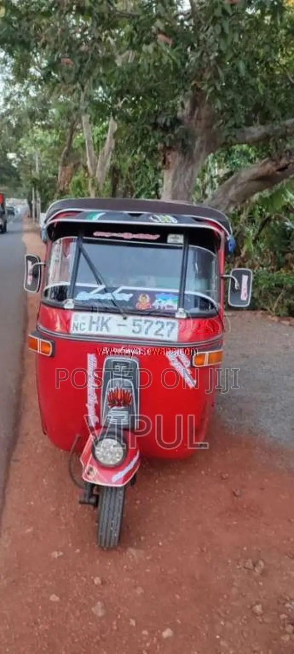 Bajaj 2 Stroke 2003 Three Wheel (Used)