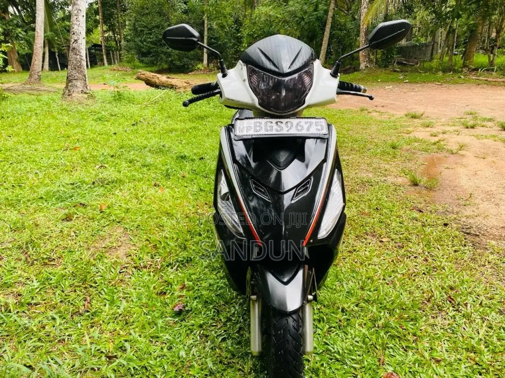 Hero Maestro Edge 2018 Motorbike (Used)