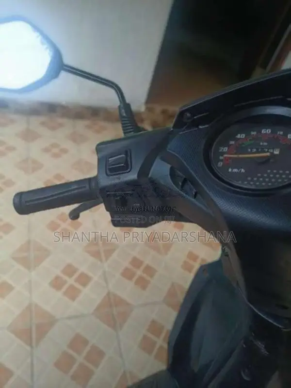 Honda Dio 2012 Motorbike (Used)
