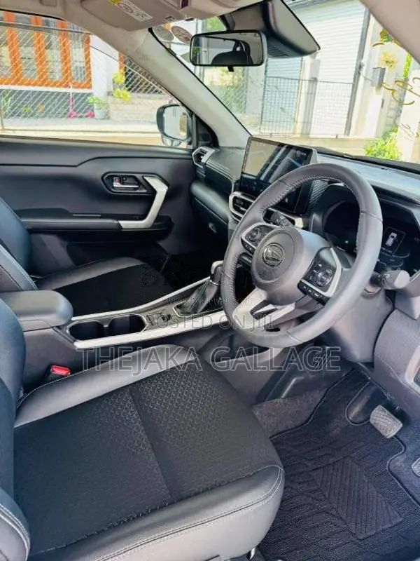 Daihatsu Rocky PREMIUM G HYBRID 2024 SUV Unregistered (Recondition)