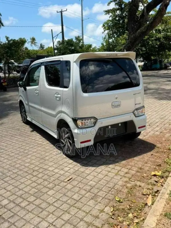 Suzuki Wagon R Custom ZX 360 Cam 2026 Car Unregistered (Recondition)
