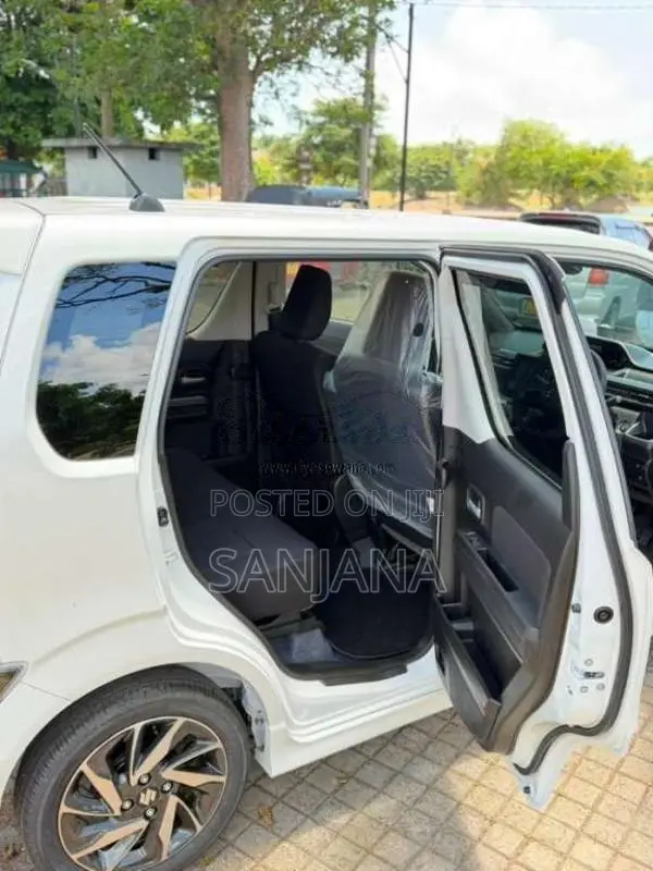 Suzuki Wagon R Custom ZX 360 Cam 2026 Car Unregistered (Recondition)