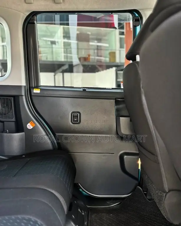 Toyota Roomy Custom G 2025 Car Unregistered (Recondition)