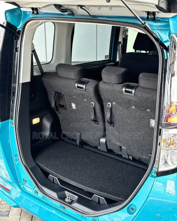 Toyota Roomy Custom G 2025 Car Unregistered (Recondition)