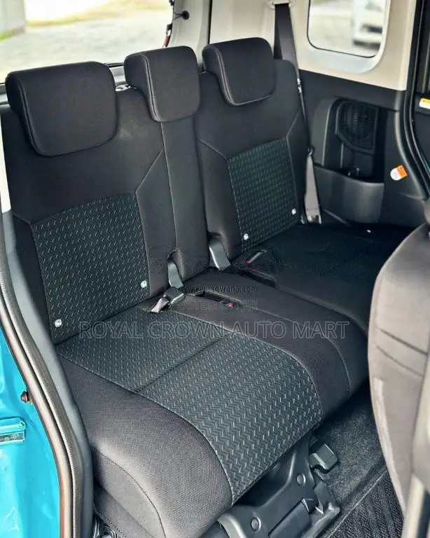 Toyota Roomy Custom G 2025 Car Unregistered (Recondition)