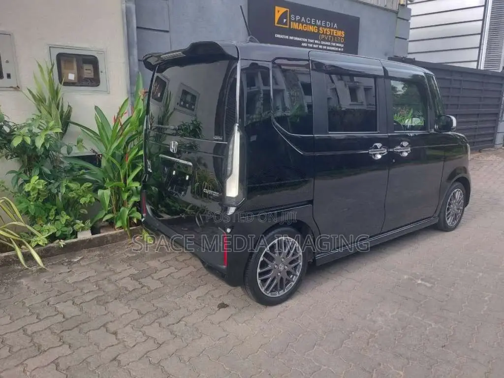 Honda N Box Custom Turbo 2025 Car Unregistered (Recondition)