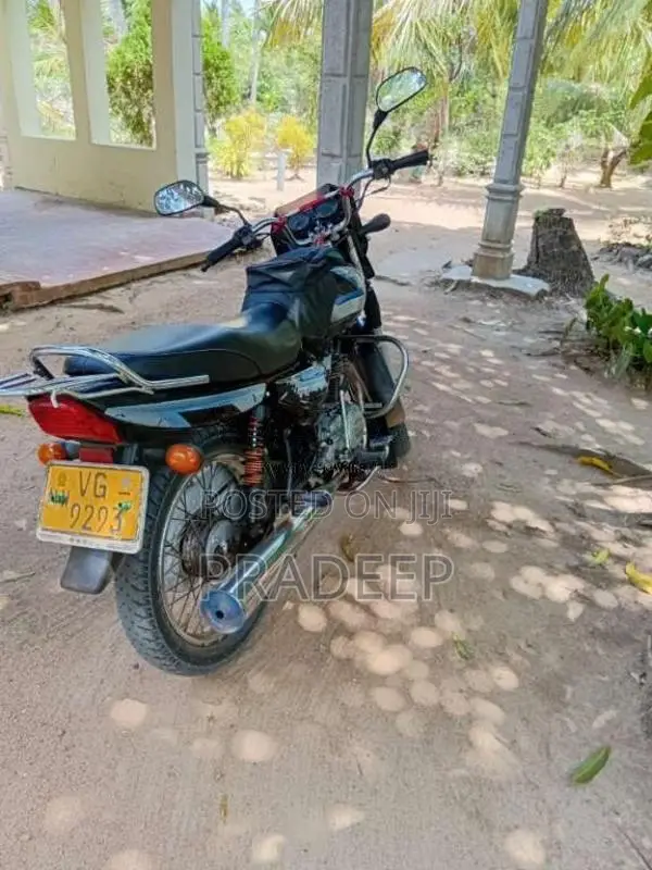 Bajaj CT-100 2009 Motorbike (Used)