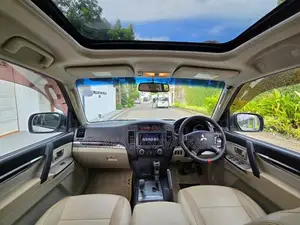 Mitsubishi V93 2011 SUV (Used)
